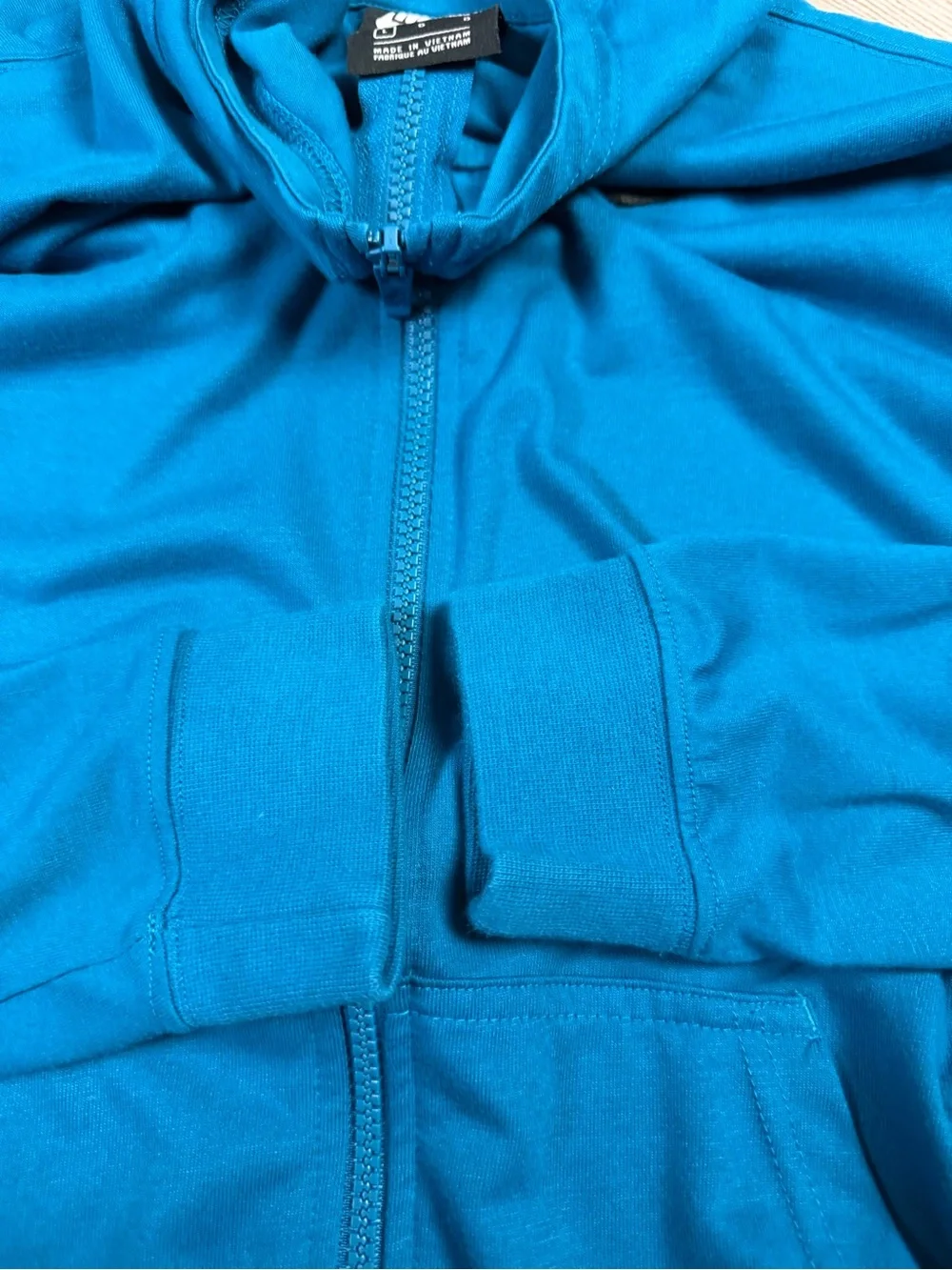 Nike Lightweight Zip-Up Hooded Sweatshirt